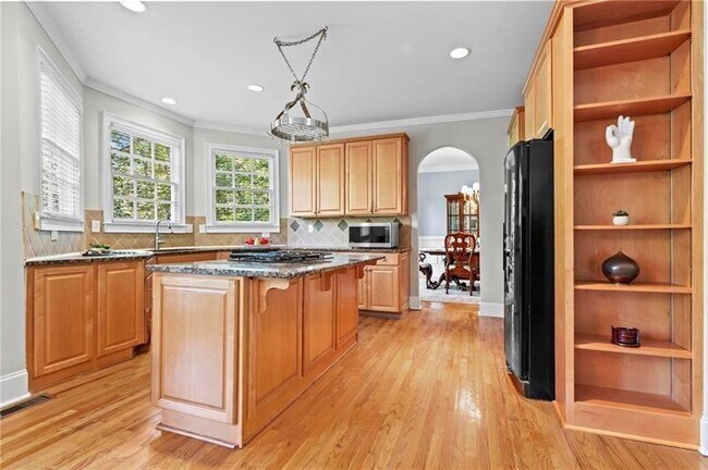 Building Photo - 1169 Dawn View Ln NW