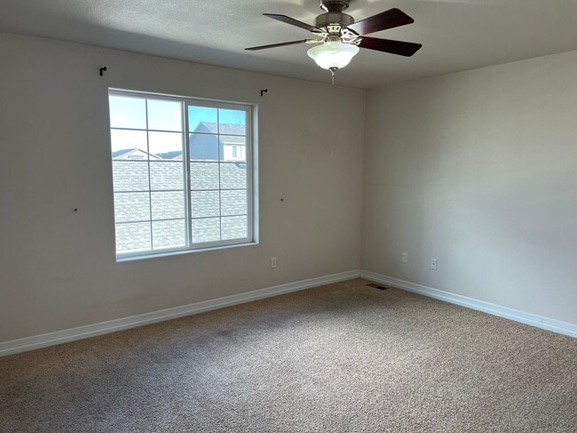 Building Photo - 4809 Garnet Way