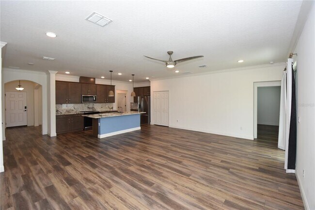 Building Photo - 1 Ziegler Pl