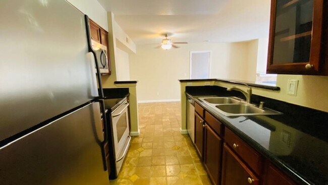 Building Photo - Spacious Lower Level, 2BD/2BA Condo Unit, ...