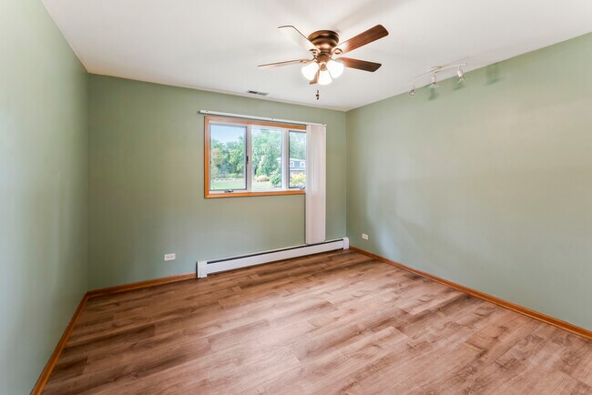 Building Photo - 2226 Shannondale Dr