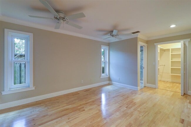 Building Photo - 2958 Meadow Wood Dr