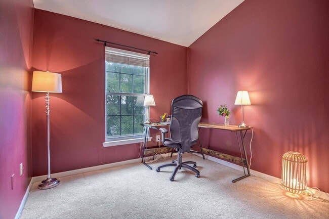 Building Photo - 18806 Harmony Woods Ln