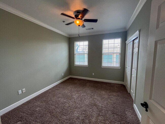 Building Photo - 3-bedroom, 3-bath home in Orland - Westhaven Village 55+ Community!