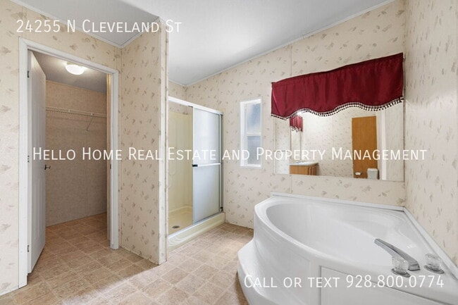 Building Photo - 24255 N Cleveland St