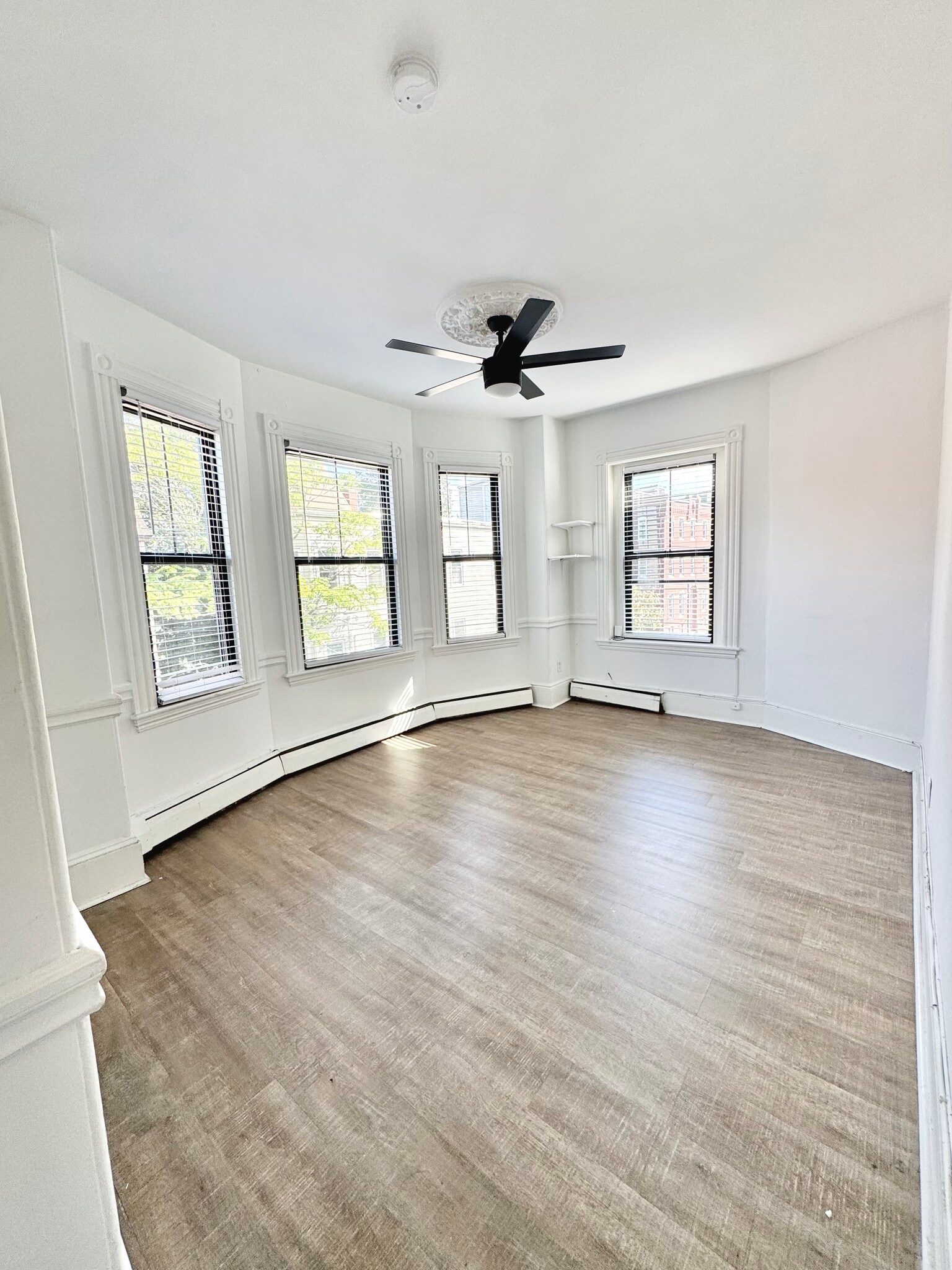 Building Photo - 1510 Tremont St