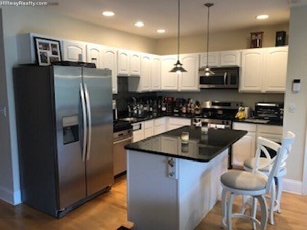 Primary Photo - 1305 Columbia Rd