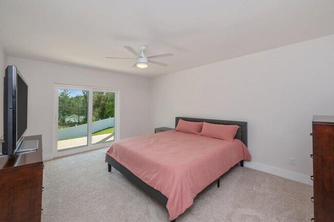 Building Photo - 508 Hideaway Ln