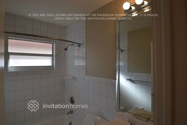 Building Photo - 1192 NW 134th Pl