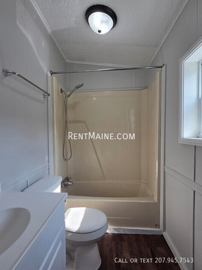 Building Photo - 41 Hatch St