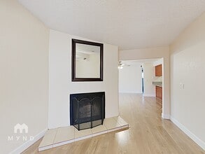 Building Photo - 6959 Greenback Ln