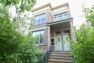 Building Photo - 2738 N Central Park Ave