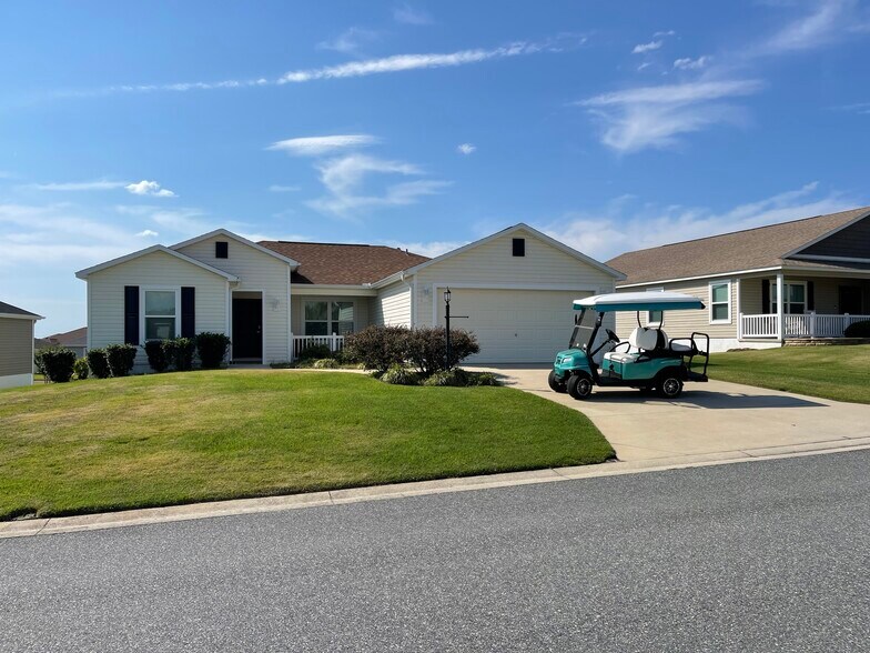 Building Photo - 3156 Brine Way