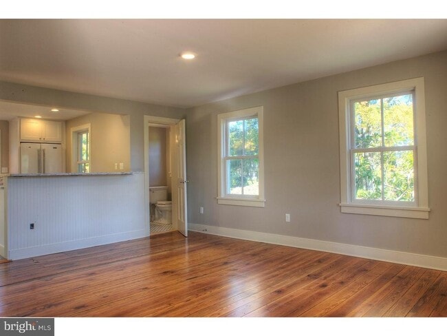 Building Photo - 5253 Upper Mountain Rd