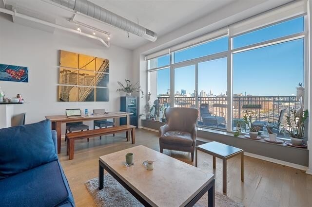 Building Photo - 689 Marin Blvd