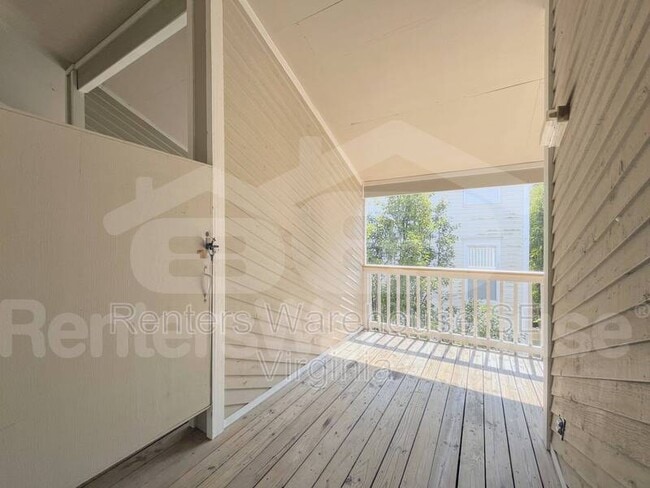 Building Photo - 2325 Sea Shell Rd