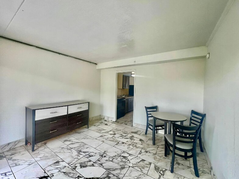 Building Photo - 2200 S Ocean Blvd