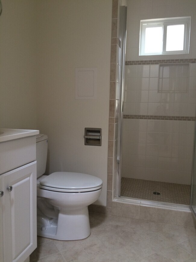Bathroom - 4017 Higuera St
