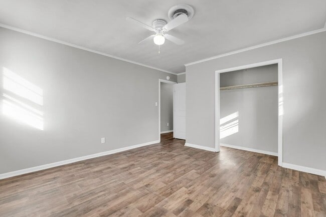 Building Photo - Renovated 4 Bedroom 2 Bath Home with Shop for Rent!