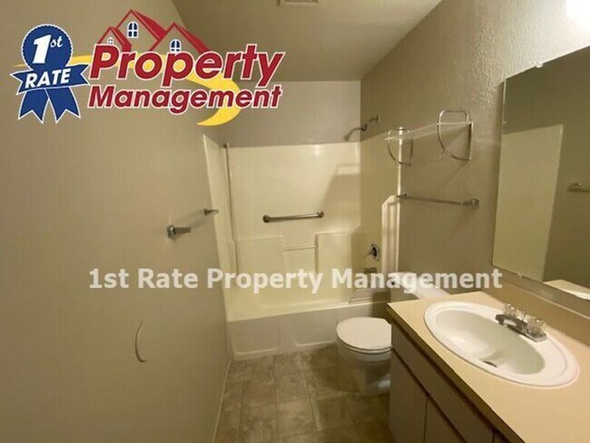 Building Photo - 540 S Workland Ln