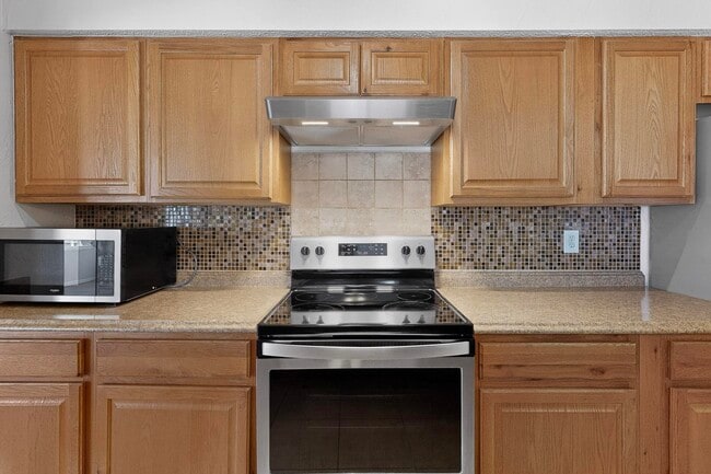 Building Photo - 4113 La Colorada Ct SE