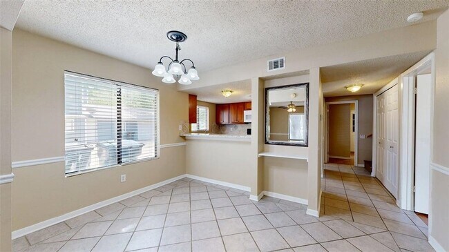 Building Photo - 1506 Lemon Tree Ln