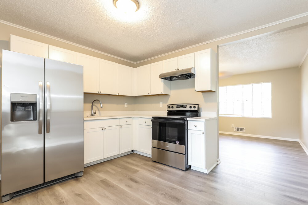 Building Photo - 8270 Attleboro Dr