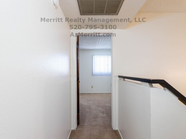Building Photo - Spacious 2-Bedroom Townhome – Available Now!