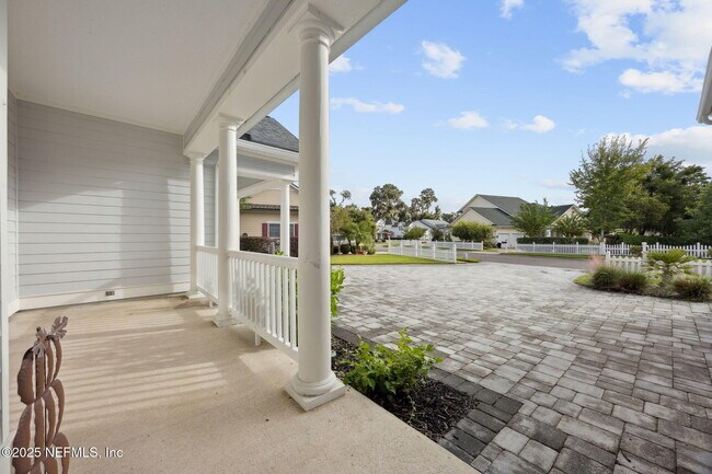 Building Photo - 1842 Paradise Moorings Blvd