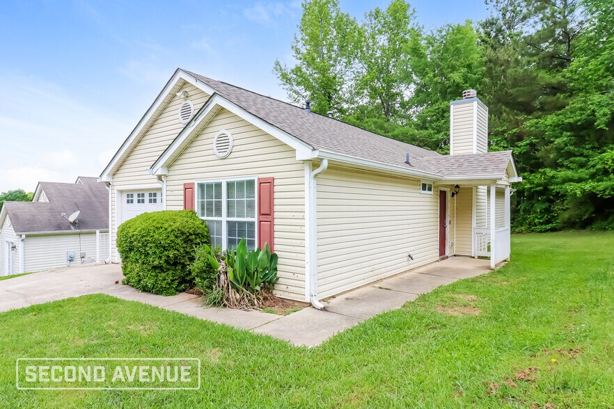 Building Photo - 1028 Abercorn Way