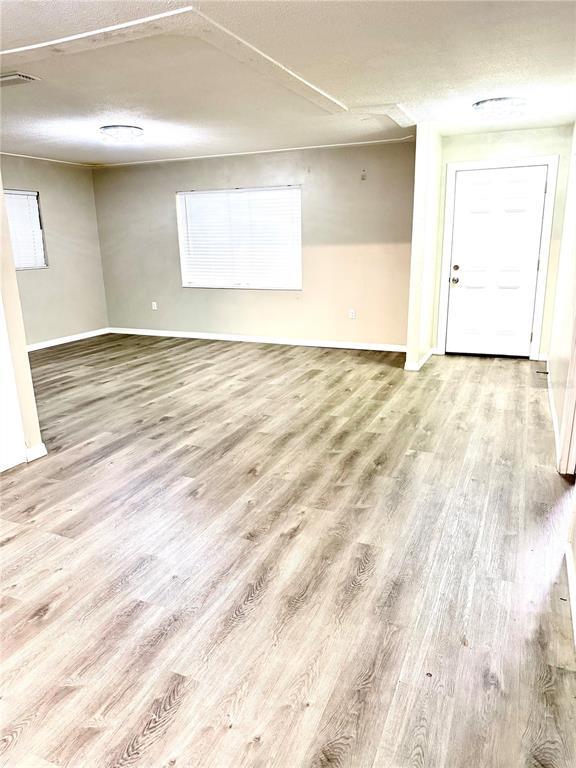 Building Photo - 2474 Dianne Dr