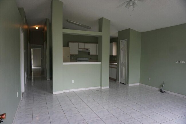 Building Photo - 7139 Edgewater Shores Ct