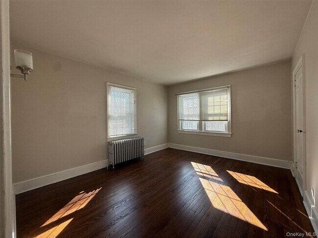 Building Photo - 48 Gordon Ave