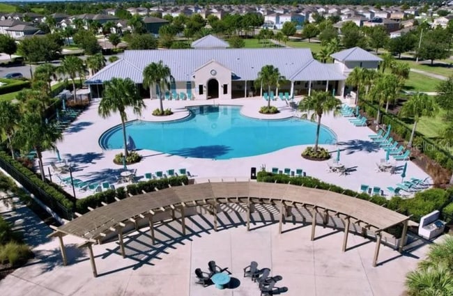 Building Photo - Spacious family home - 4 bedroom, 2.5 bath in Riverview