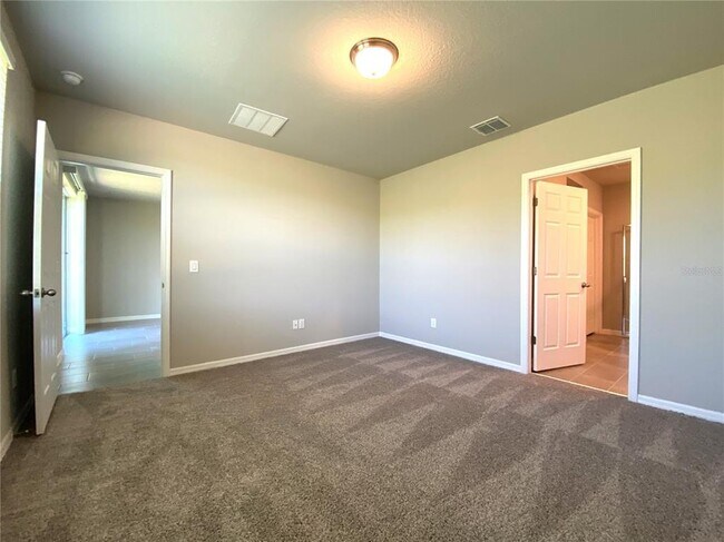 Building Photo - 3122 Bella Vista Dr