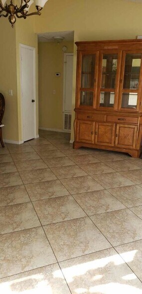 Building Photo - 1633 Martinsville Court
