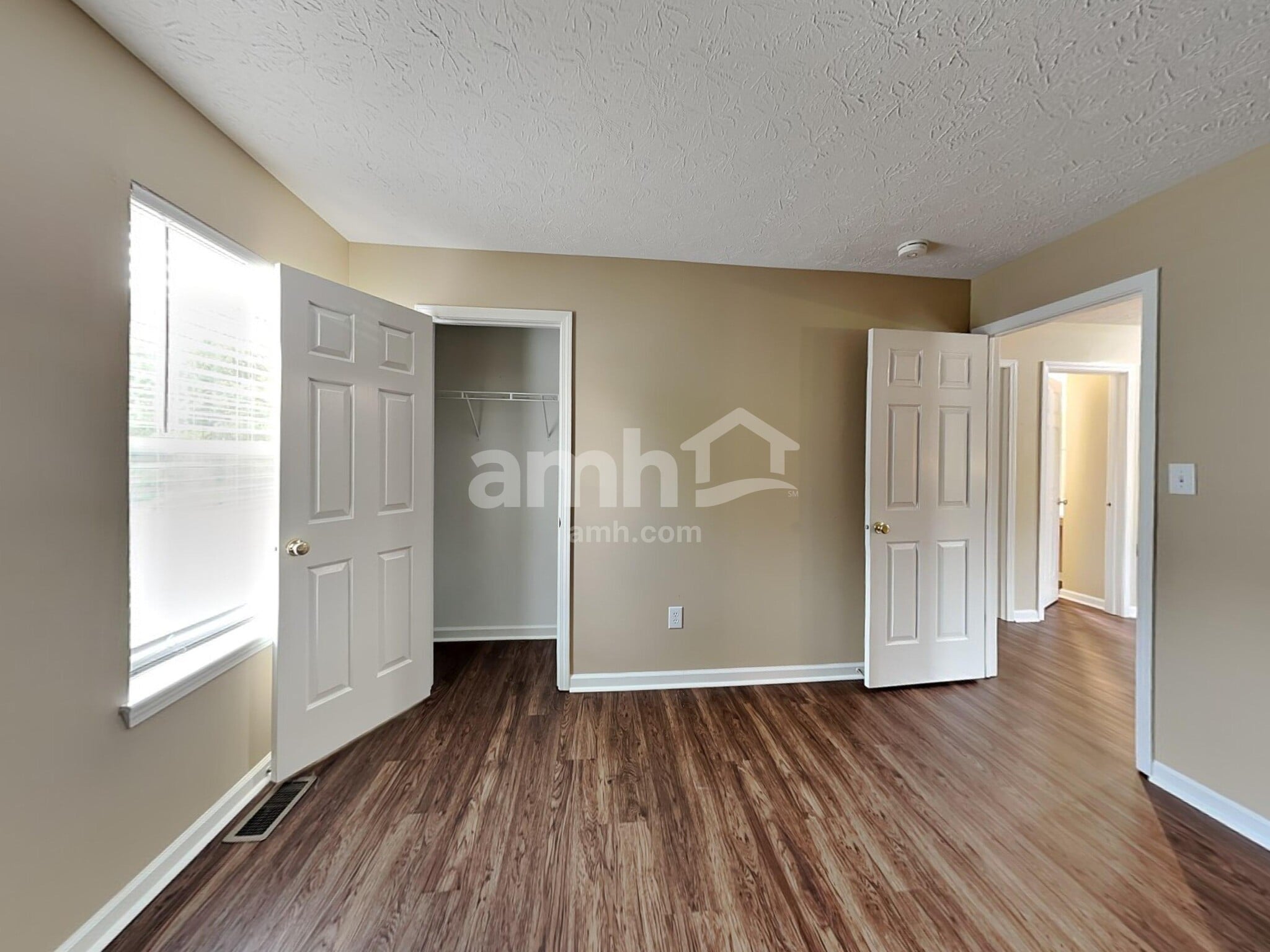 Building Photo - 5391 Ripplingbrook Way