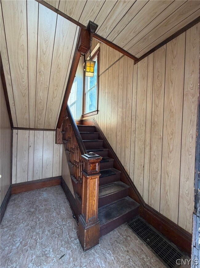 Building Photo - 123 E Lafayette Ave