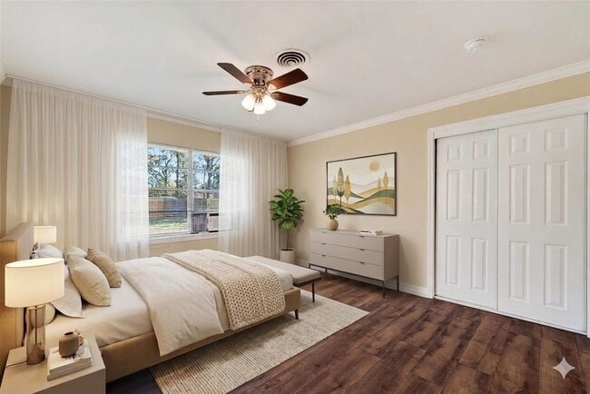 Building Photo - 703 Coryell St