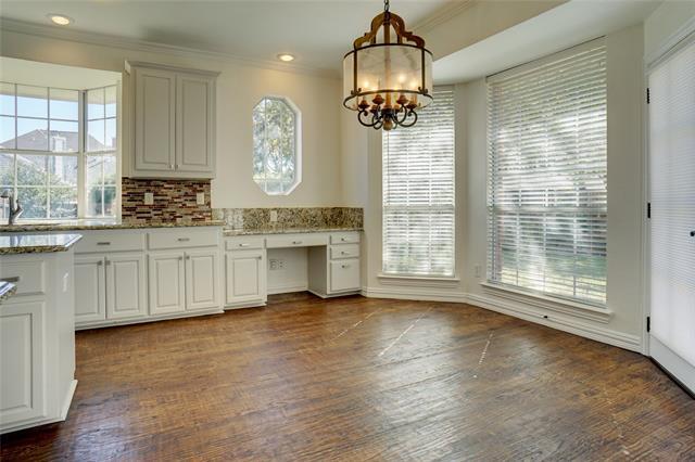 Building Photo - 1307 Normandy Dr