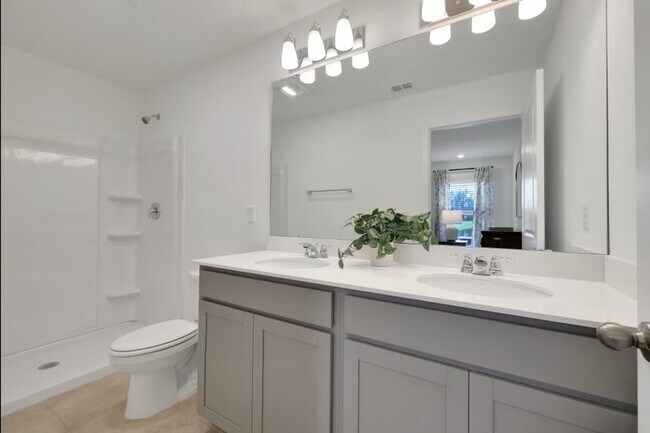 Building Photo - New Construction Rental, Conveniently Located near Cathedral Oak & First Coast Expressway