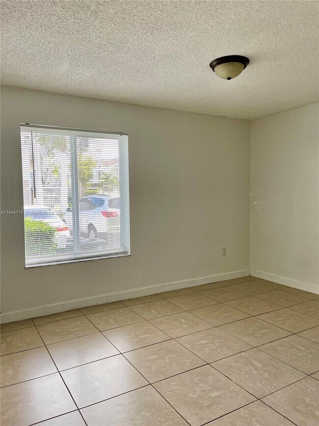 Building Photo - 6725 NW 174th Terrace