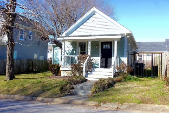 Building Photo - 591 E Cabarrus St