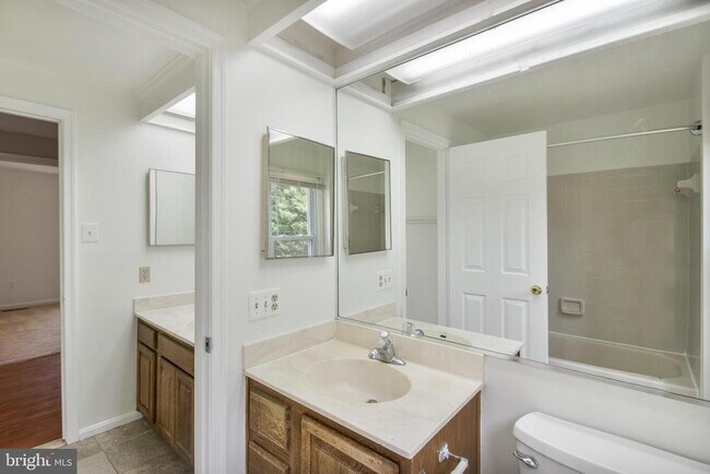 Building Photo - 13920 Wagon Way