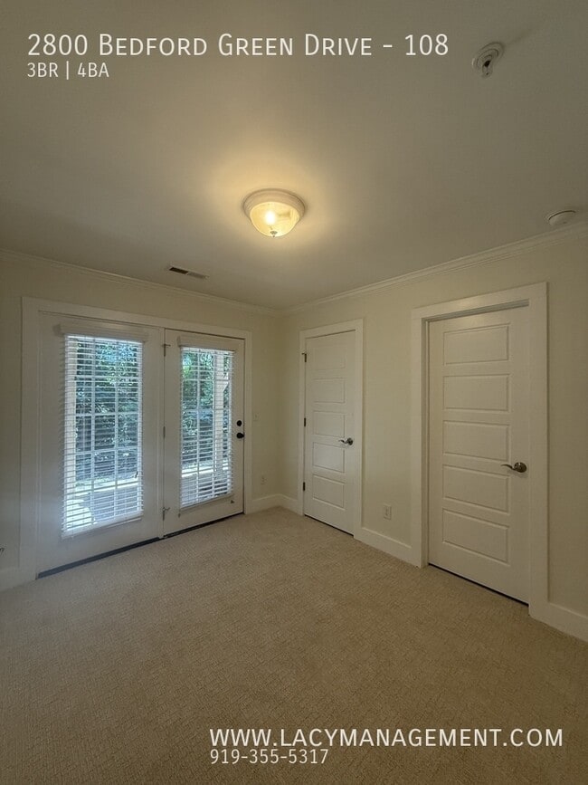 Building Photo - 2800 Bedford Green Dr