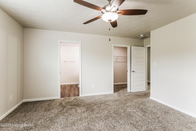 Building Photo - 6106 Larkgrove Dr