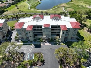 Building Photo - 10045 Links Ln