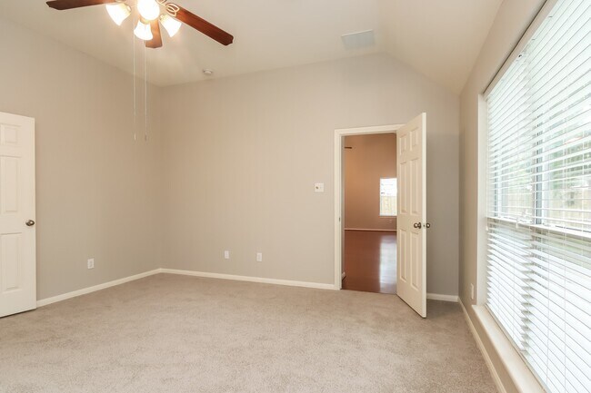 Building Photo - 10327 Cape Hatteras Way