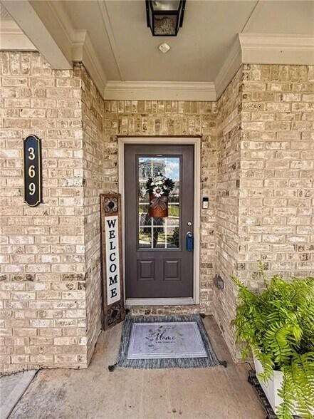 Building Photo - 369 Auburn Crossing Dr