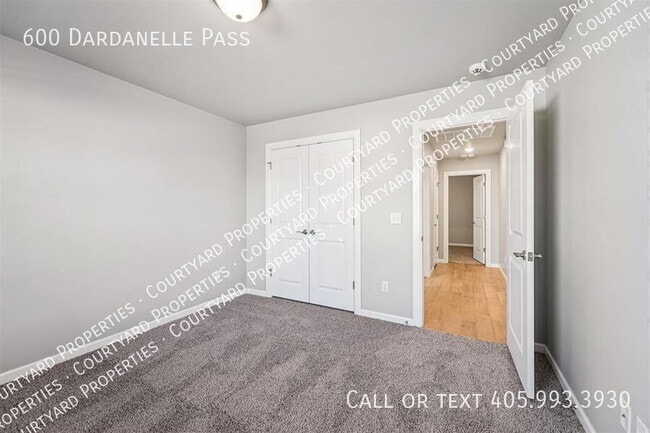 Building Photo - 600 Dardanelle Pass